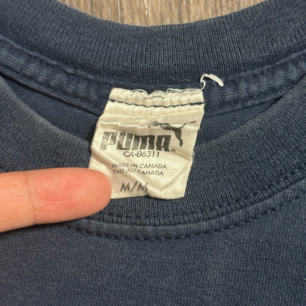 Vintage NHL x Puma Canucks Shirt - Picture 3 of 4